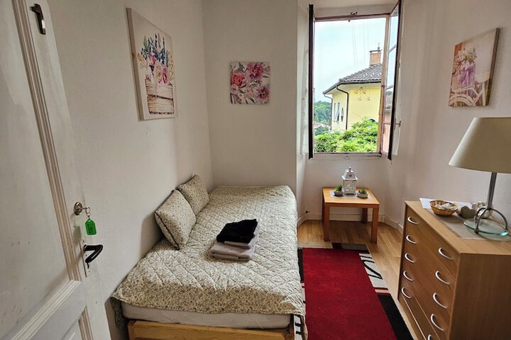 Room 3 of 19
