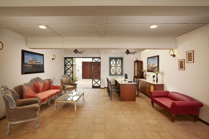 Hotel Interior 2 of 12