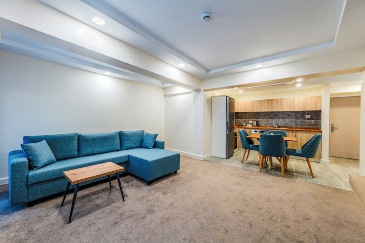 Room 85 of 170