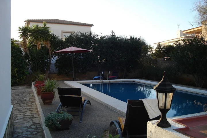 Pool 5 of 9