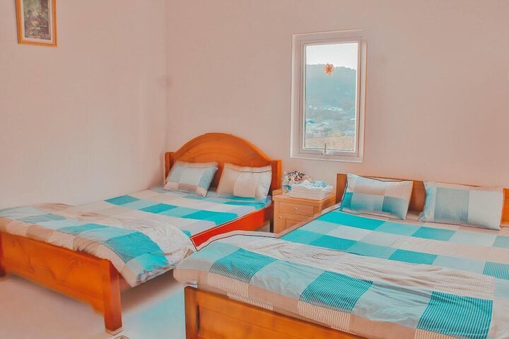 Room 5 of 25
