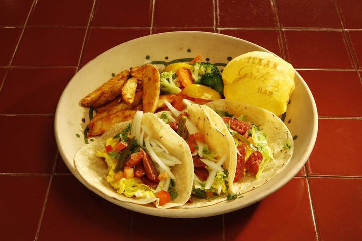 Dining 106 of 175