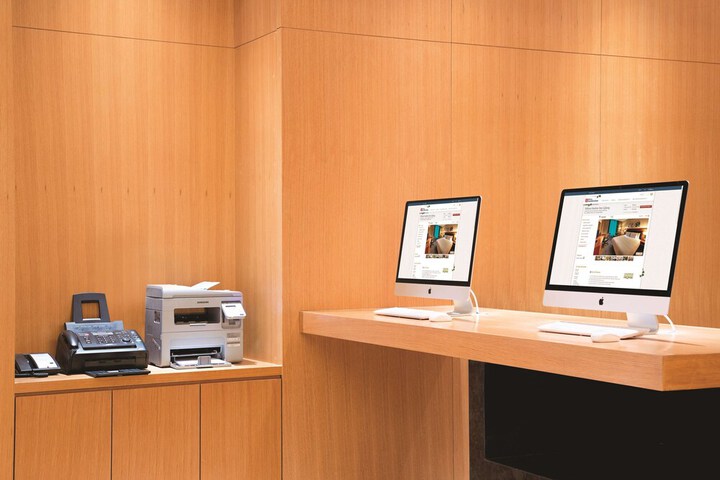 Business Center 59 of 73