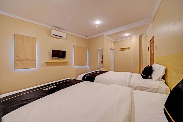 Room 14 of 15