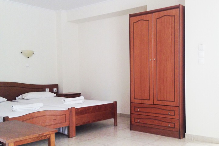 Room 16 of 39