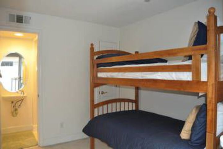 Room 11 of 43