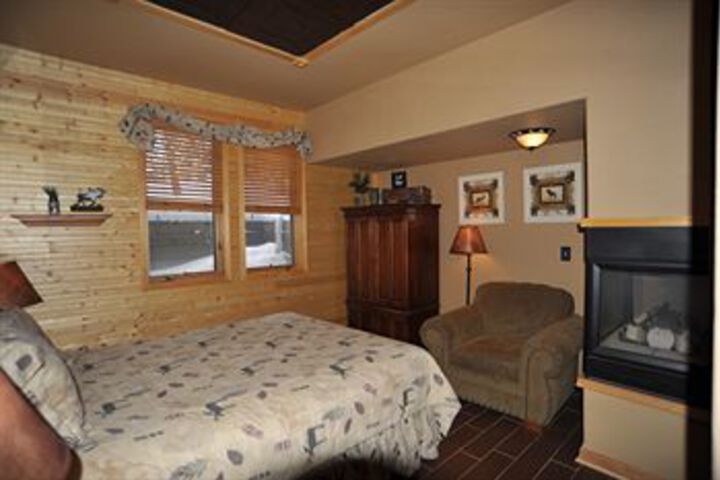 Room 43 of 106