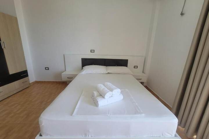 Room 43 of 115