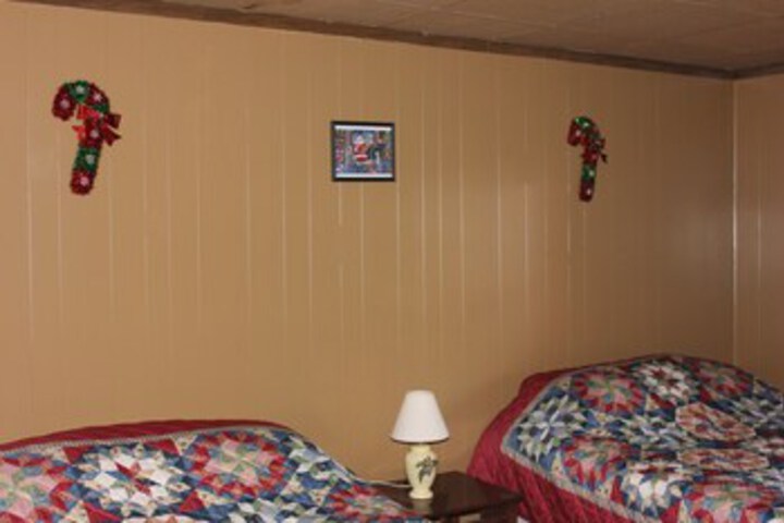 Room 36 of 140