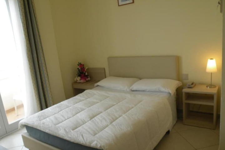 Room 10 of 58
