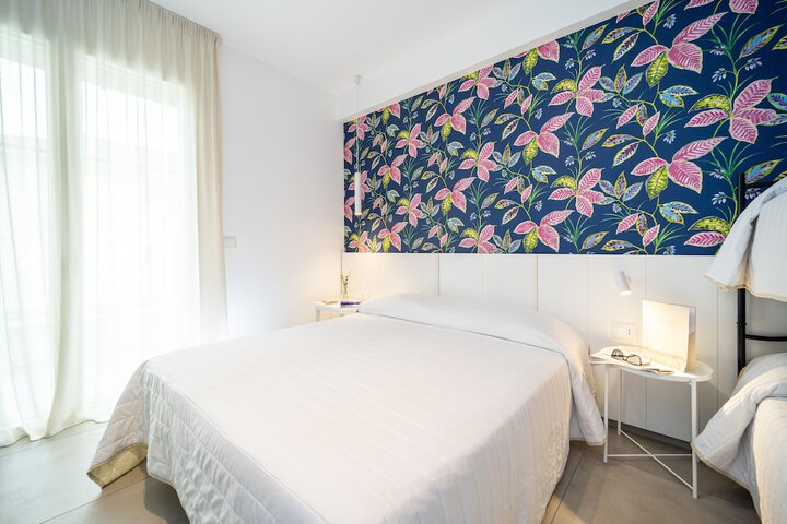 Room 26 of 60