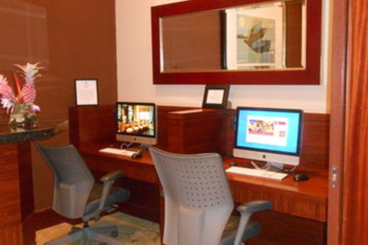Business Center 20 of 86