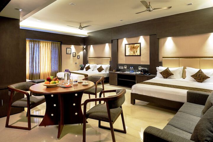 Room 5 of 42