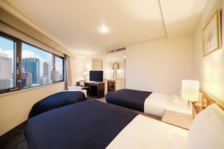 Room 16 of 46
