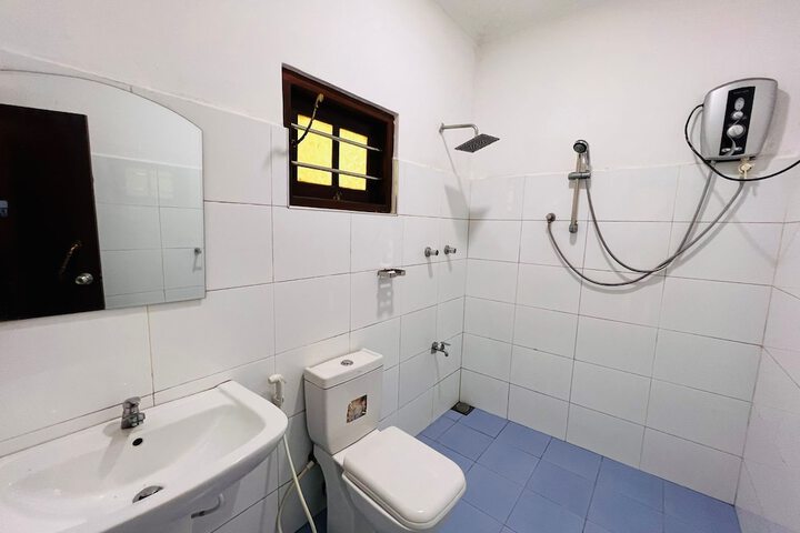Room 16 of 41