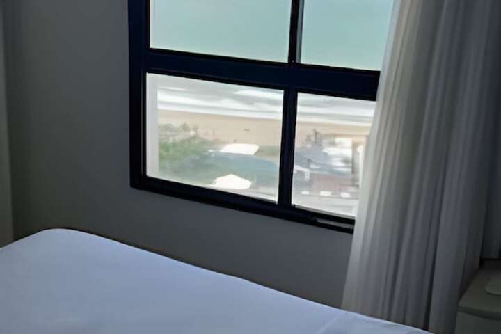 Room 26 of 137