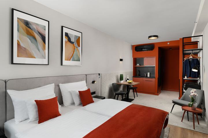 Room 22 of 59