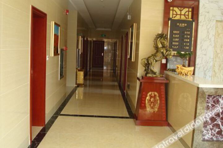 Hotel Interior 20 of 32