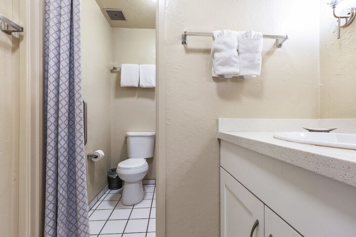 Room 4 of 88