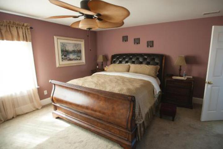 Room 9 of 14