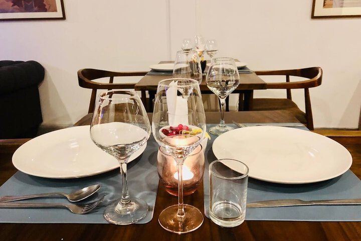 Dining 35 of 65