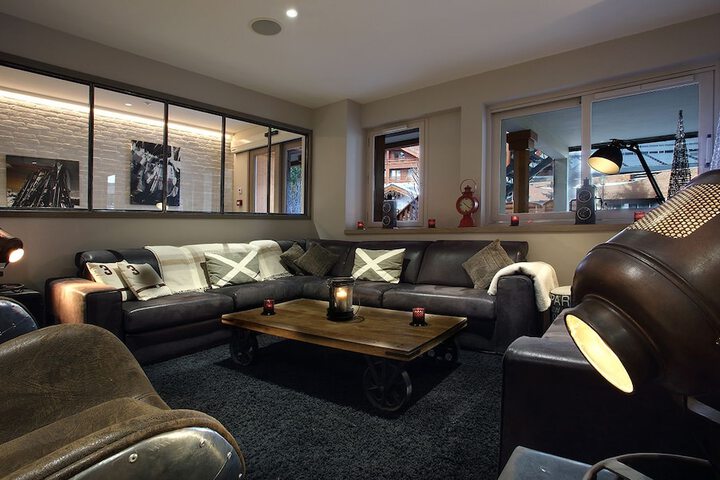 Hotel Interior 2 of 48