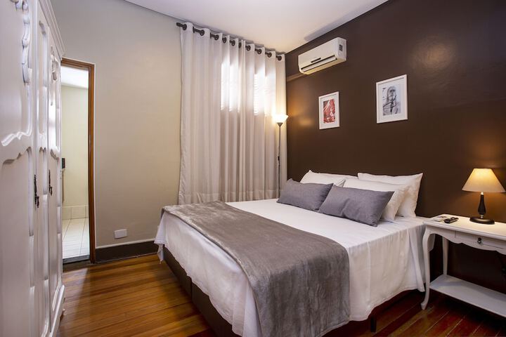 Room 40 of 126