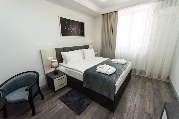 Room 25 of 131