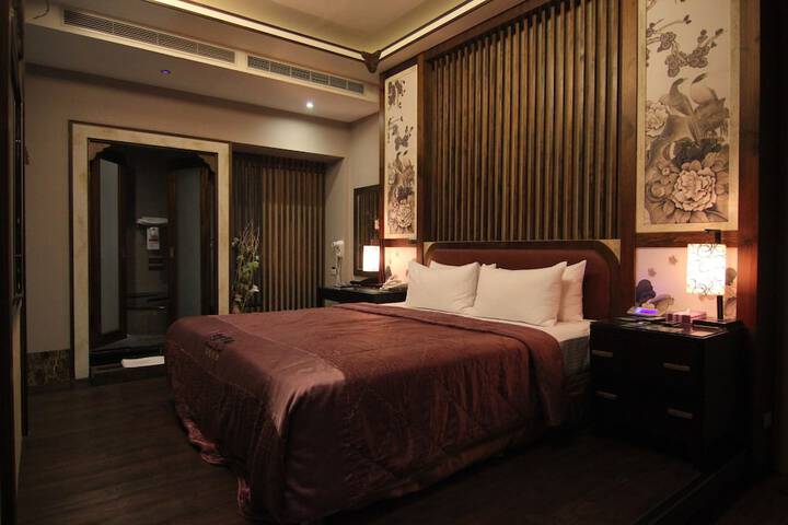 Room 18 of 56