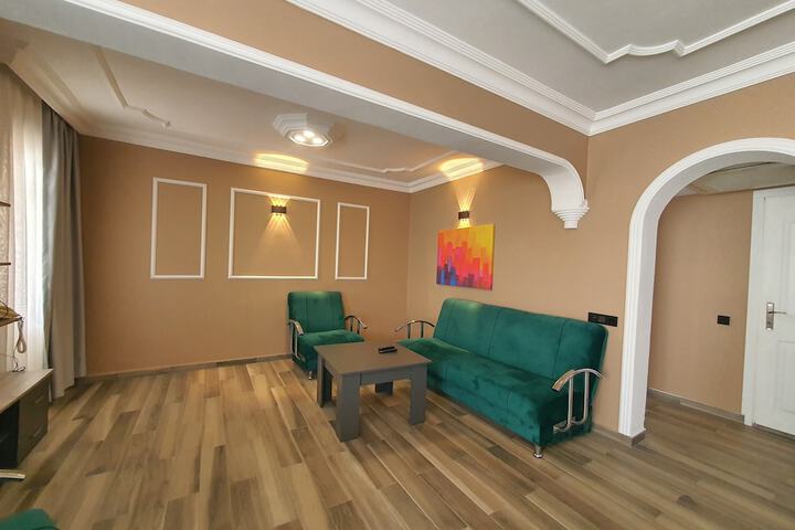 Room 18 of 154