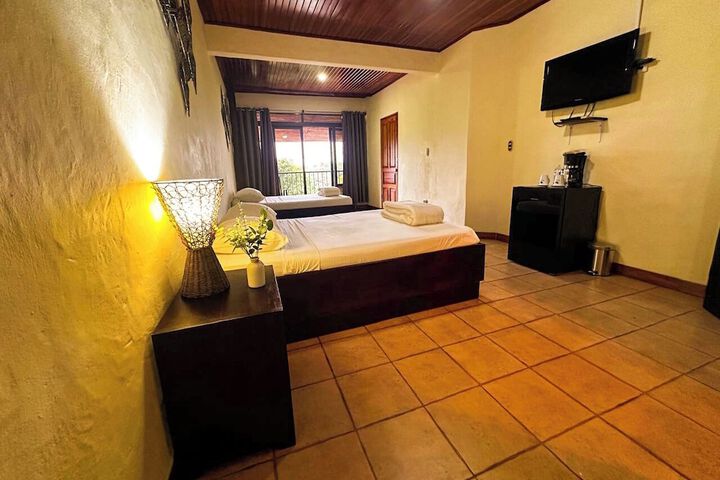 Room 3 of 42