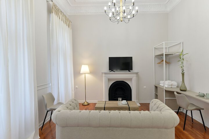 Room 16 of 30