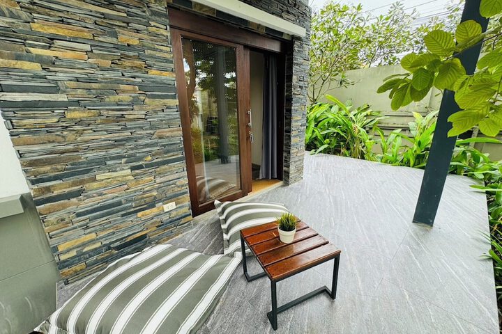 Room 15 of 89