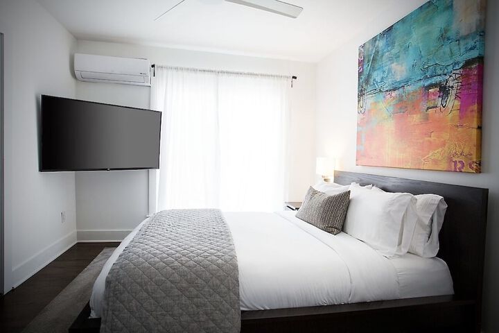 Room 14 of 94