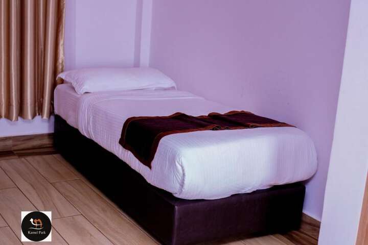 Room 3 of 8