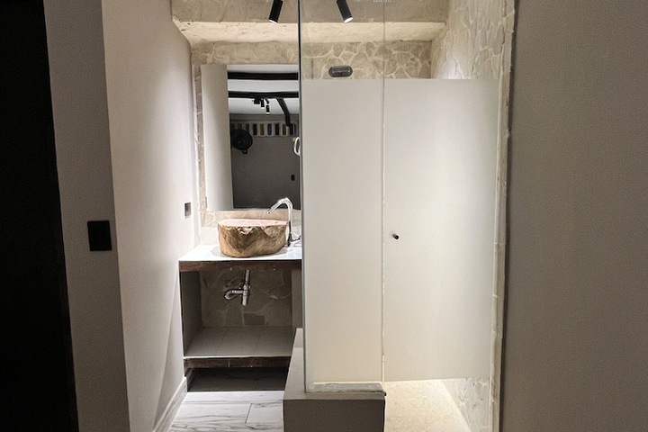 Room 41 of 59