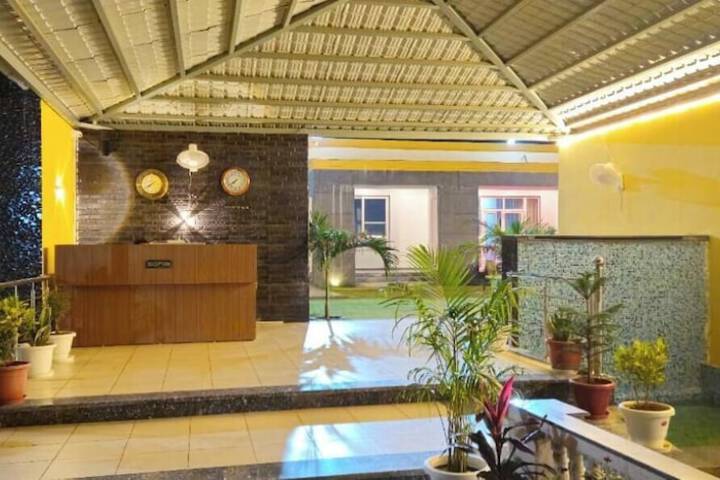 Hotel Interior 2 of 18