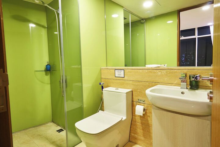 Room 18 of 20