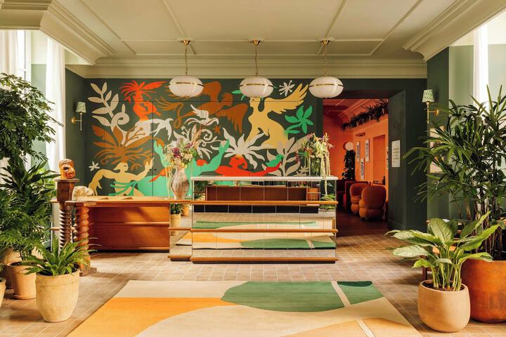 Hotel Interior 3 of 128