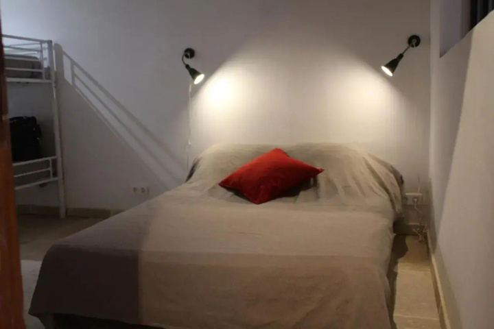 Room 5 of 22