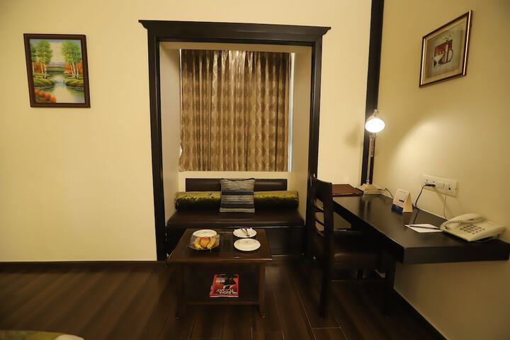 Room 19 of 32