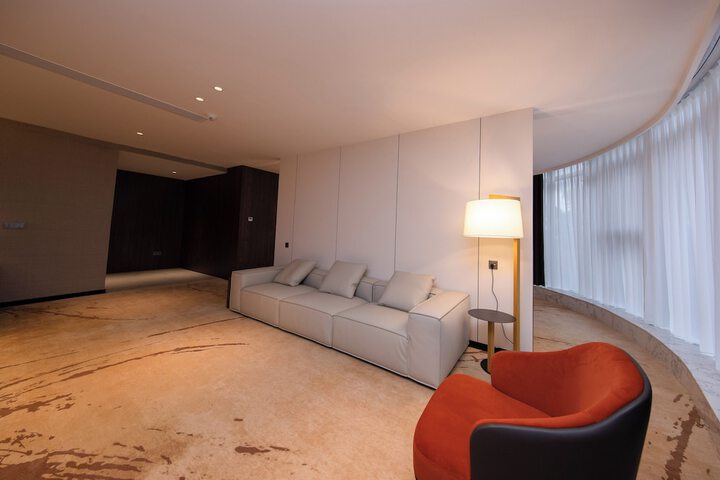 Room 63 of 148