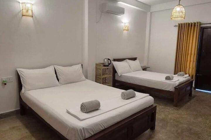 Room 8 of 72