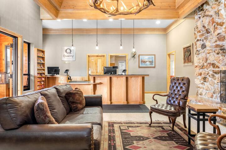 Lobby Entry