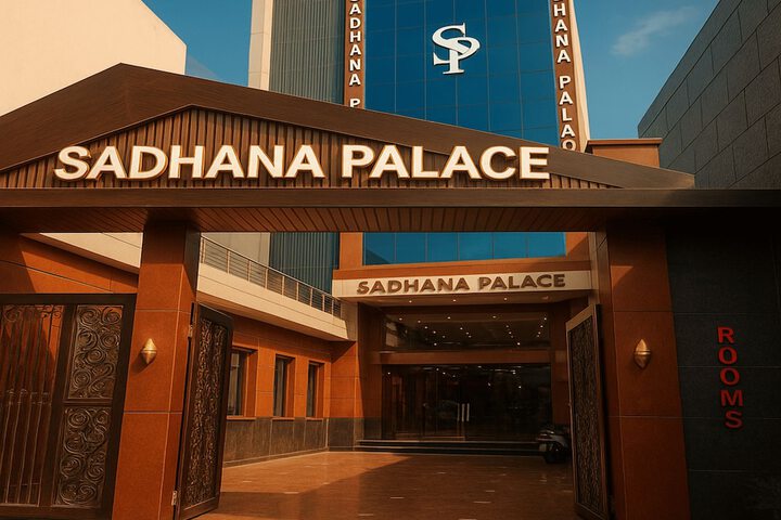 Hotel sadhana palace