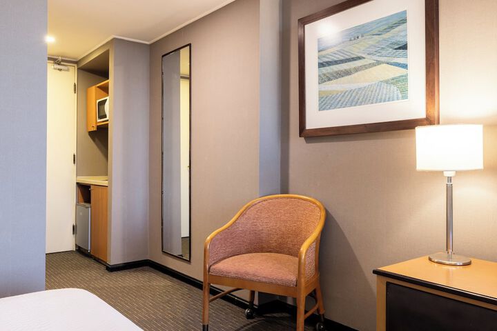 Room 17 of 72