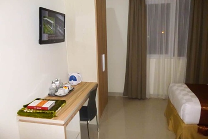 Room 6 of 41