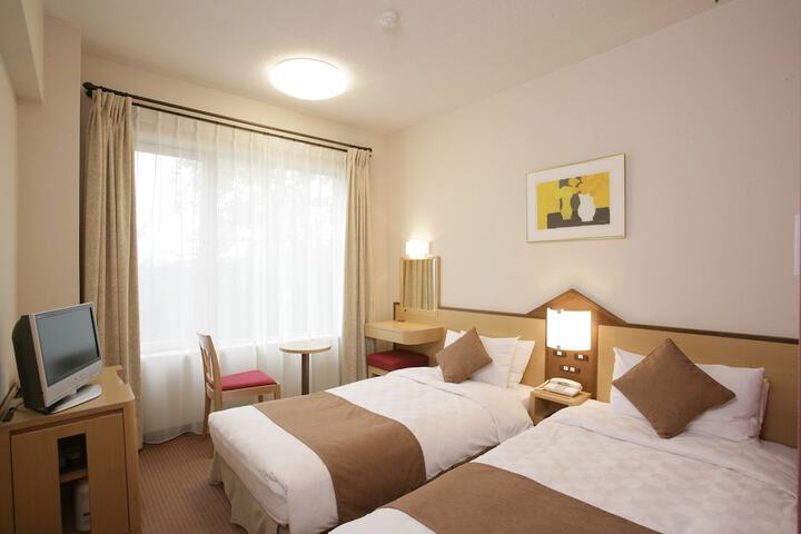Room 4 of 21