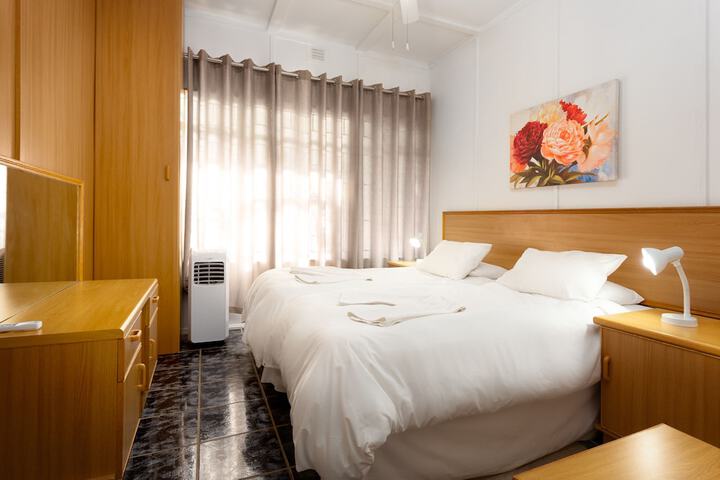 Room 28 of 91