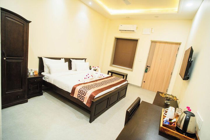 Room 13 of 81